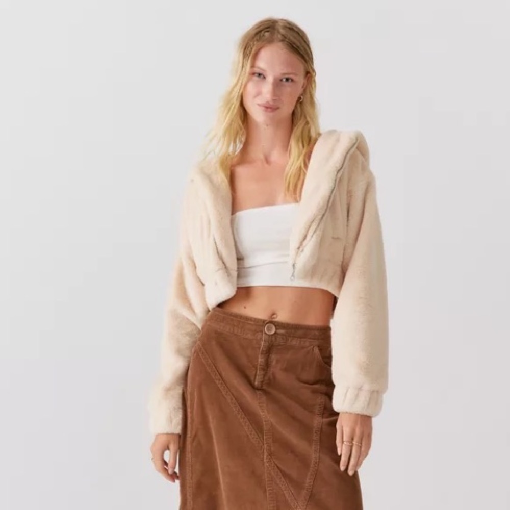 UO Faux Fur Cropped Jacket Medium